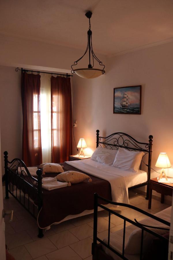 Pension Ilias - Chora Amorgos Aparthotel Exterior photo