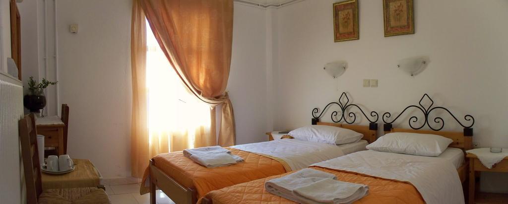 Pension Ilias - Chora Amorgos Aparthotel Room photo